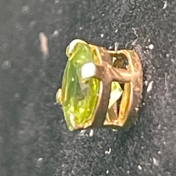 Estate 14K Gold Peridot Stud Earrings Mexico Hallmarked Light Green Fine Jewelry - Picture 3 of 10